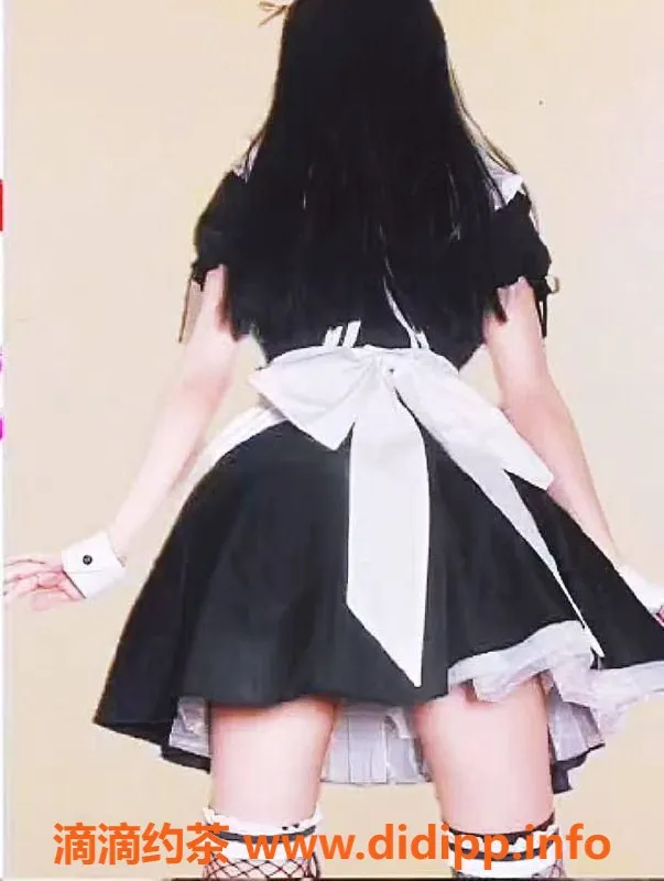 长沙楼凤-长沙雨花区柒柒，165高18岁、700p服务好评满满