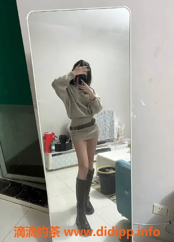 广州楼凤-海珠嫩妹小雨，900元一小时，视频验证真实！