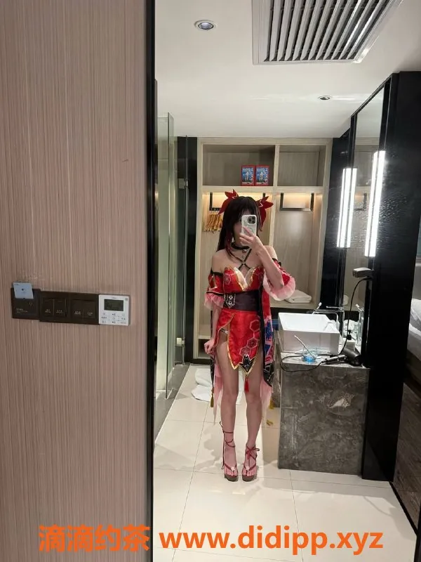 广州楼凤资源信息,外出嫩妹贝贝，24PP夜课服务