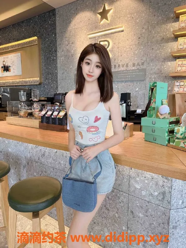 上海楼凤资源信息,浦东小呆，166身高48体重，18岁诱惑