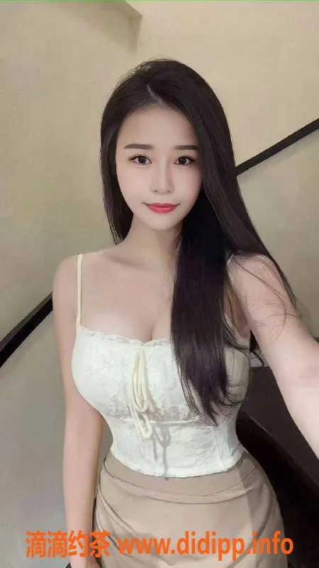 上海楼凤-闵行小野猫，160身高，48体重，胸围C，诱惑服务等你体验！