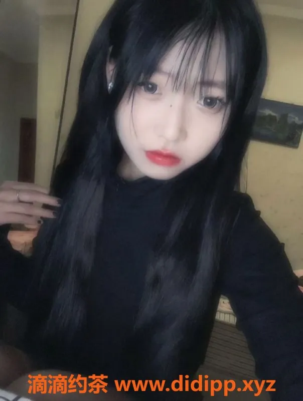 成都楼凤-成都嫩妹丢丢，160cm匀称身材，500元一次