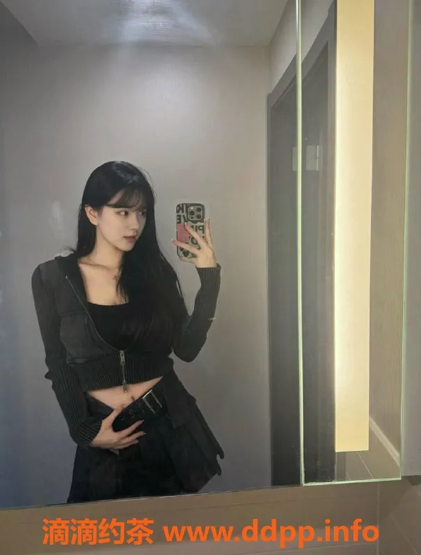 杭州上门服务-二十岁呆小雨，高颜值C+胸，服务一流