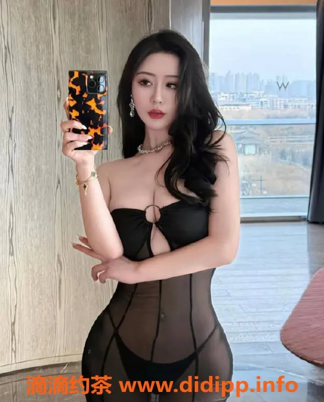 广州楼凤-天河区琪梦，茶费700，私聊预约！