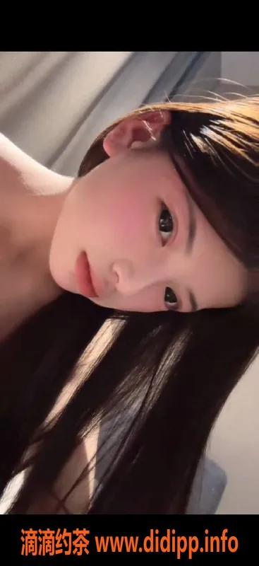 广州楼凤资源信息,天河小秋，800元舌吻与69p服务