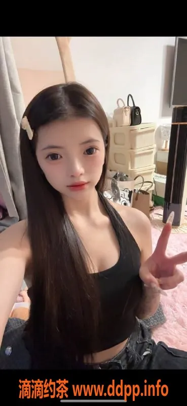 广州楼凤-天河小秋，800元舌吻与69p服务