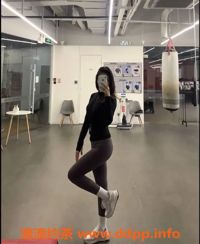 深圳楼凤-福田区夏天御姐，1000P超值服务体验