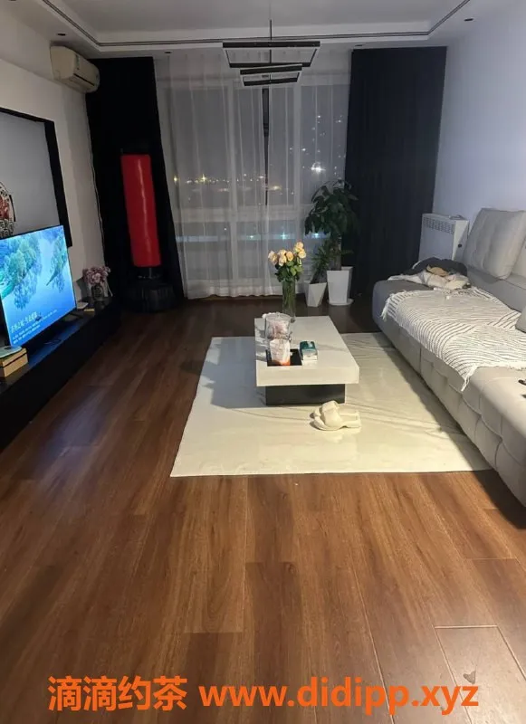 北京楼凤-健身女神大蜜，168身高E杯，热情服务，朝阳官悦心园