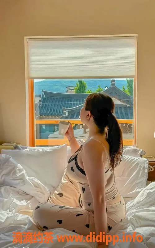 北京楼凤-朝阳微胖小坦克，大白软D罩杯女友式服务