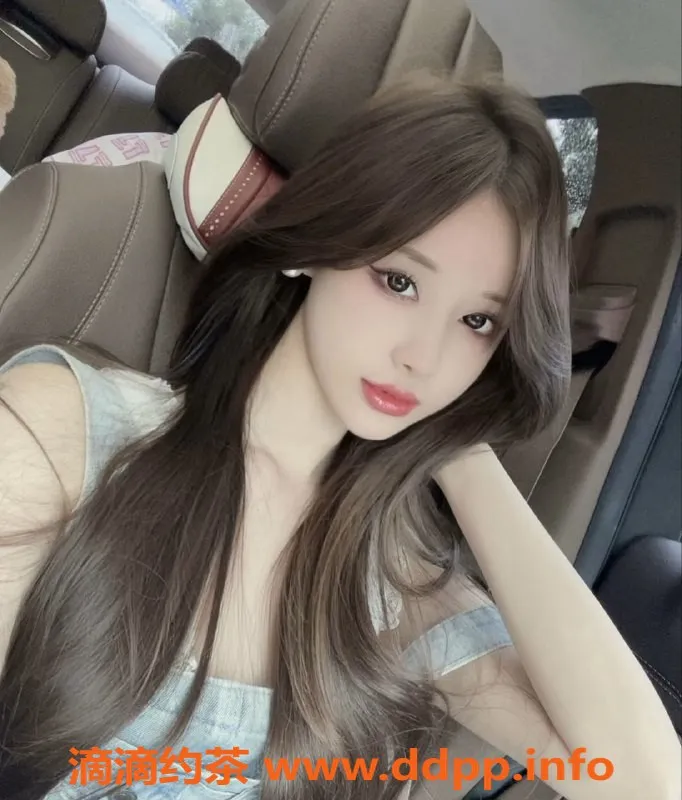 北京楼凤-朝阳双井高端女神，168+D罩杯年轻美女