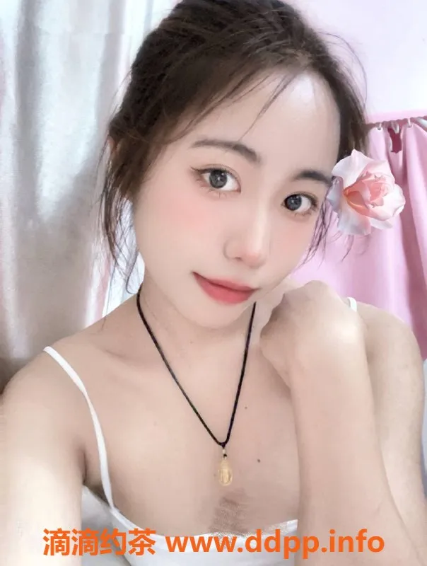 东莞楼凤-大朗舞蹈老师婷宝，18岁160CM，丰满36B