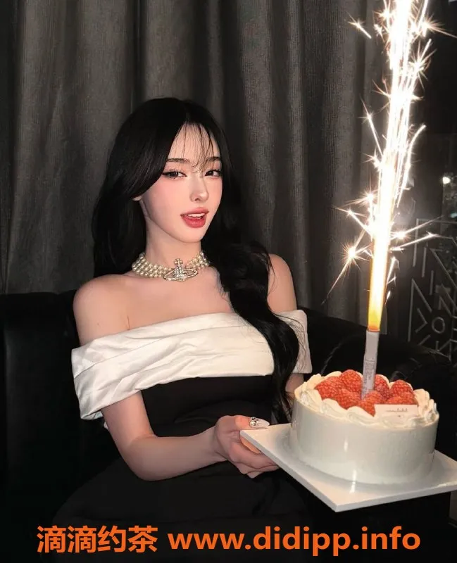 杭州上门服务-滨江34E美眉，24岁172cm，服务多样，机不可失