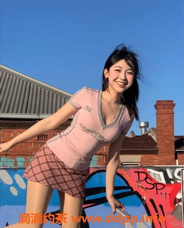 杭州上门服务-滨江D杯美女，18岁163cm，服务超丰富