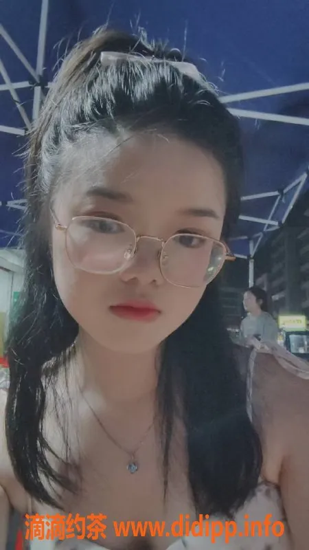 深圳楼凤资源信息,宝安甜甜，课费1000/次，精品服务推荐