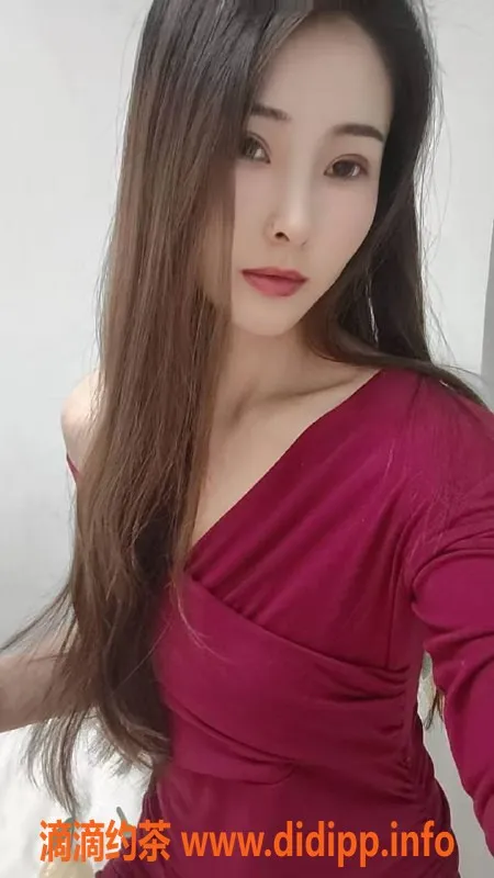 南京楼凤-南京戏剧学院贝贝，价格500起，服务多样