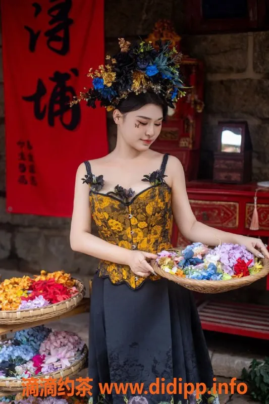 厦门楼凤-同安95年老师苏苏，纯天然C+大奶，1p400