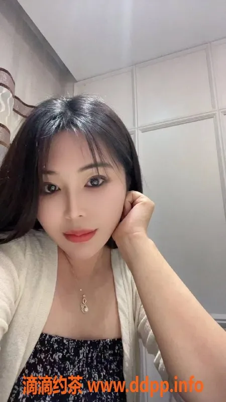 杭州楼凤-余杭区叶子，30岁163cm，胸围36D，800pp高性价比