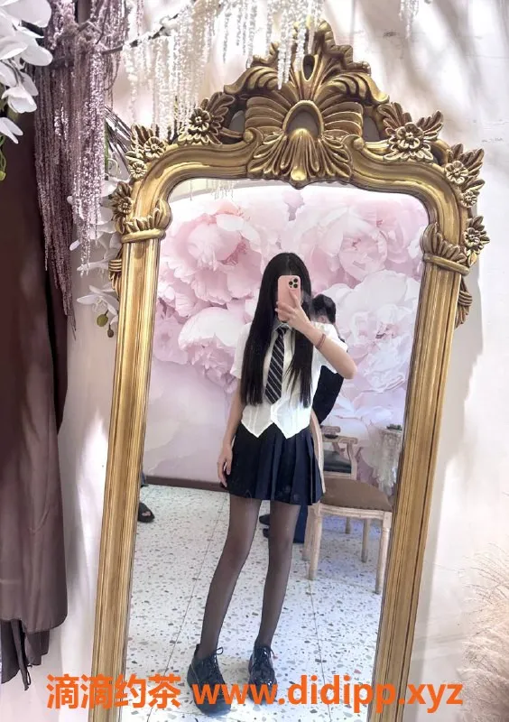 杭州楼凤-杭州拱墅清纯嫩妹婷婷，900起价