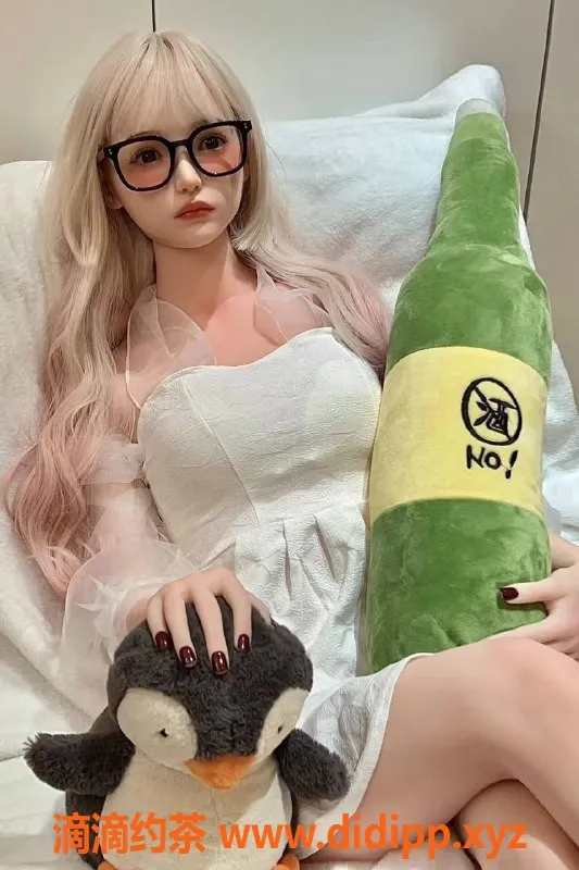 佛山女仆店-南海桂城橘子智能硅胶娃娃女友体验 328元/分钟