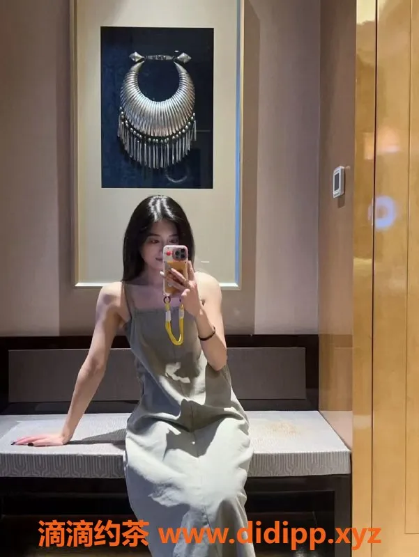 杭州楼凤-清纯美女小雅，上门服务，视频认证