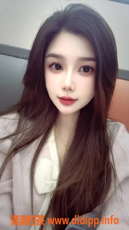 厦门楼凤-思明区小涵涵，163cm 46kg 胸36C，性感服务等你来体验！