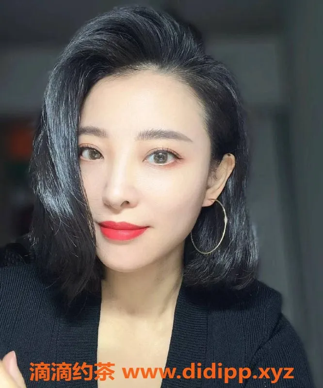 北京楼凤-东城区海盐姐姐，600起步，性感成熟