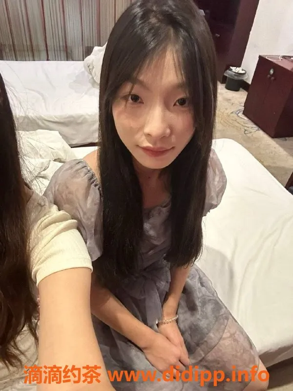 东莞楼凤-南城小诗涵，价格600起，多种服务等你来体验