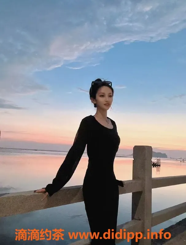 北京楼凤-朝阳千元档诗诗，娇小轻盈，166cm 43kg