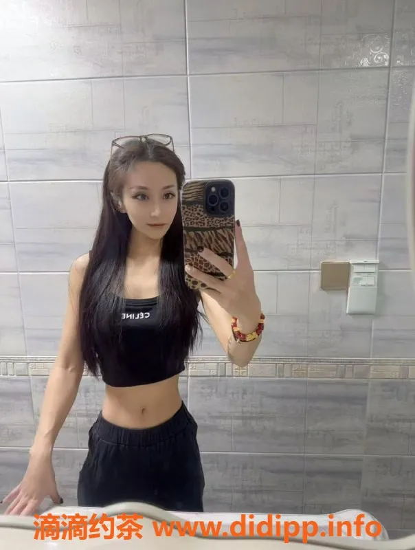 北京楼凤-朝阳千元档诗诗，娇小轻盈，166cm 43kg