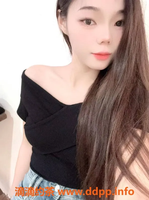 广州楼凤-黄埔嫩妹七七，700元视频验证体验