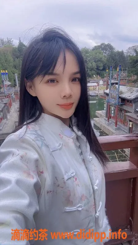 广州楼凤-天河莹莹，162cm，36C，27岁，超值服务等你来体验！