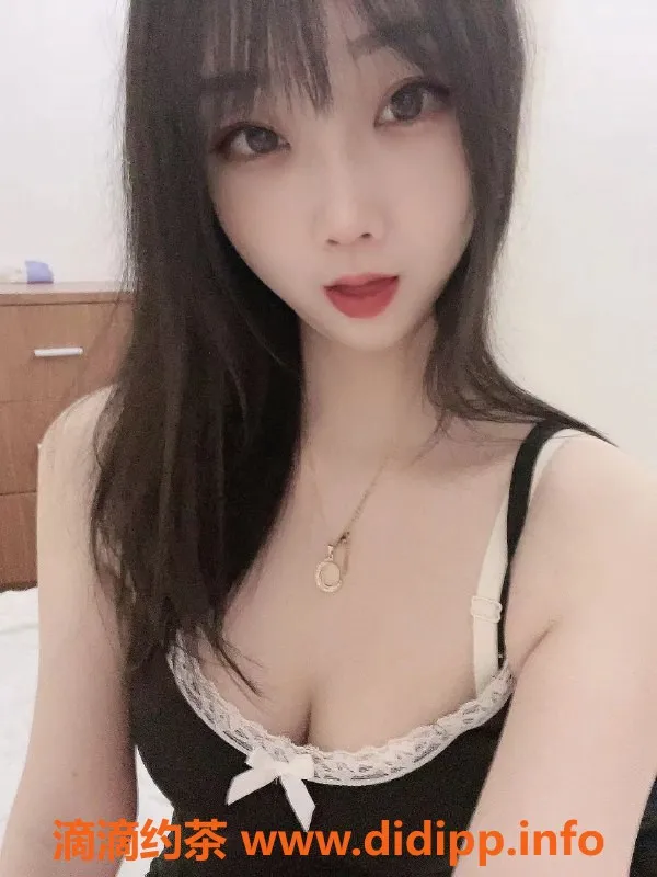 广州楼凤-海珠安琪拉，6P服务，大胸御姐等你体验！