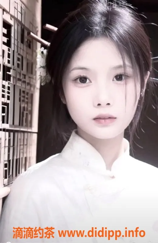 成都楼凤资源信息,成都小倩，160cm匀称少女，600元首次体验