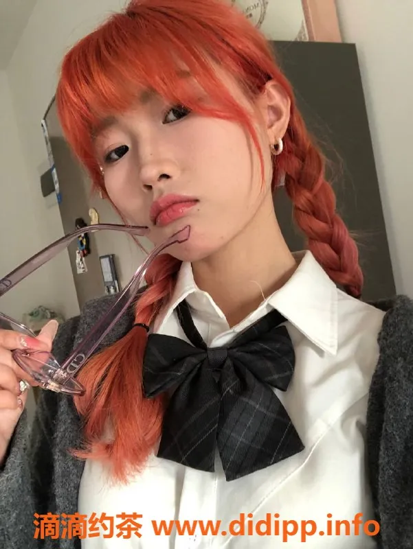 东莞楼凤-大朗洋洋，165cm/36B完美身材，口技一绝