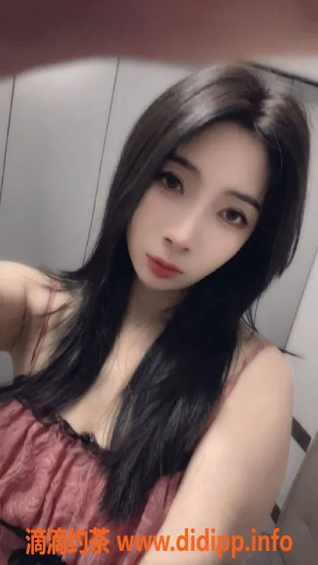 杭州楼凤-拱墅区贝贝，163/49kg/75C，半套450起