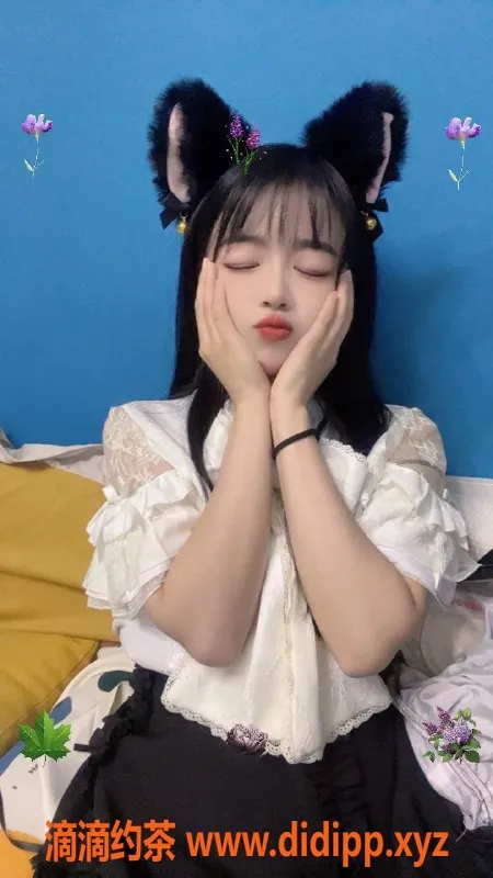 深圳楼凤-宝安区嫩姐恩恩，800元体验制服口爆服务