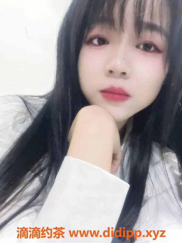 深圳楼凤资源信息,宝安区嫩姐恩恩，800元体验制服口爆服务