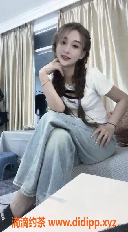 南京楼凤-静怡，163cm C杯魅力妹子，陪浴深喉服务承诺