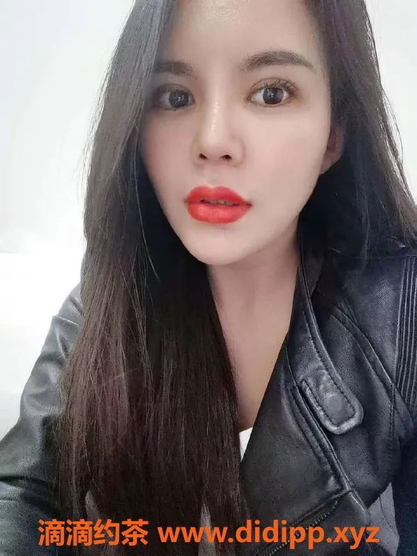 成都楼凤-郫都区菲儿，26岁古铜美人，服务超赞