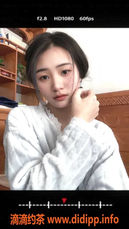 深圳楼凤-宝安区嫩姐淇淇，制服服务，超高推荐！