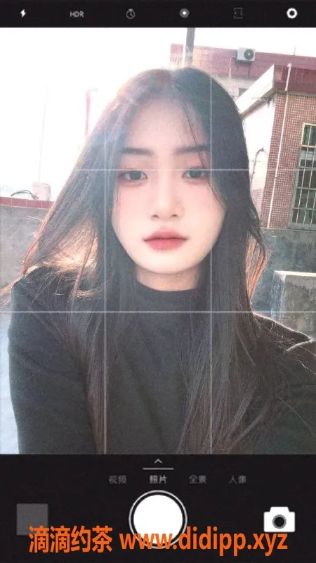 深圳楼凤-宝安区嫩姐淇淇，制服服务，超高推荐！