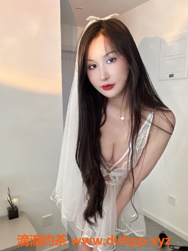 杭州楼凤-上城区车模嘉美，185cm性感尤物，1200元预约！