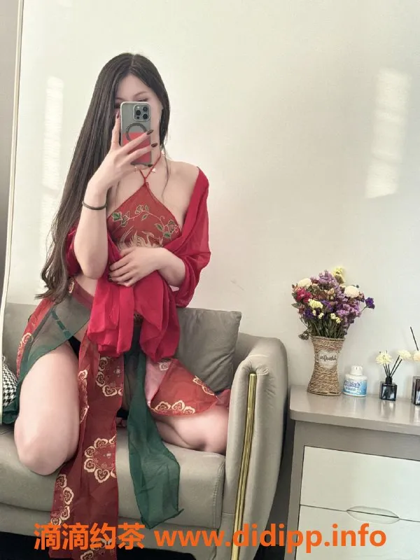 杭州楼凤-上城区车模嘉美，185cm性感尤物，1200元预约！