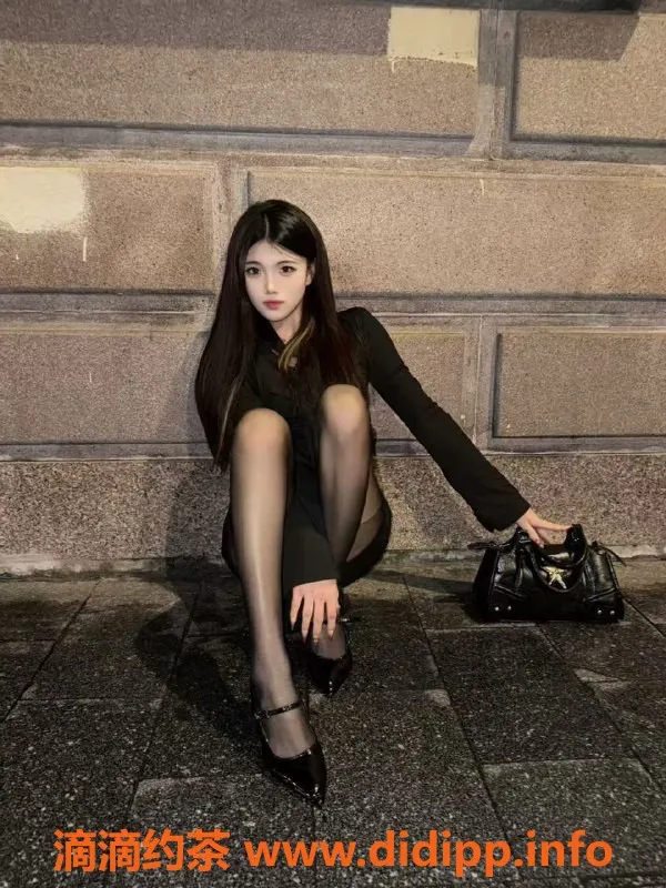 杭州楼凤-萱萱 西湖区1000元服务 精品体验等你来