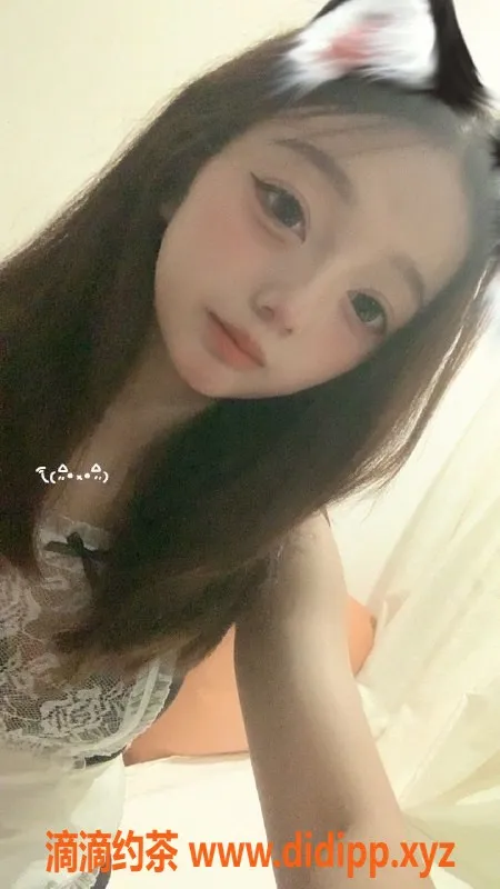 成都楼凤资源信息,成都白月光，18岁嫩妹，600元享受服务