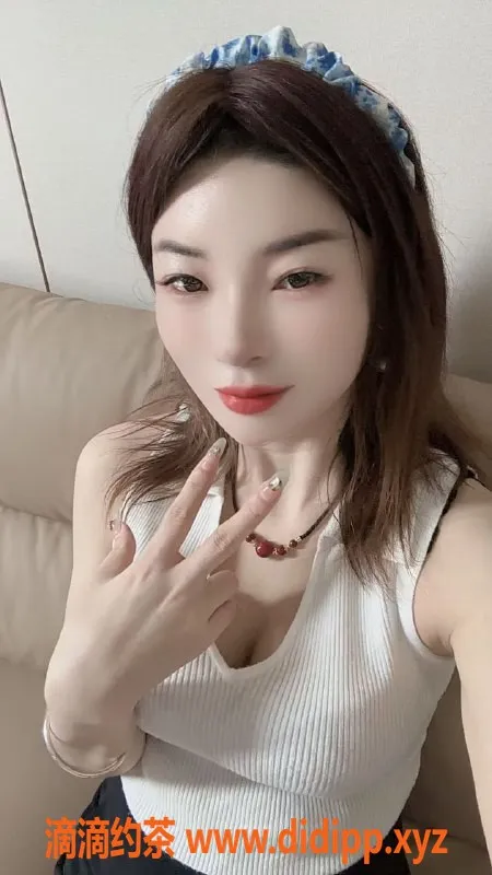 广州楼凤资源信息,黄埔嘉怡，160cm，40斤，课费600元起