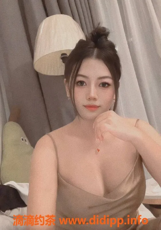 广州楼凤-天河御姐安娜，8P夜课服务大长腿魅力