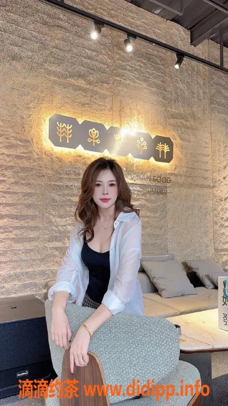 东莞楼凤-南城艳艳，160cm，46kg，正宗莞式服务