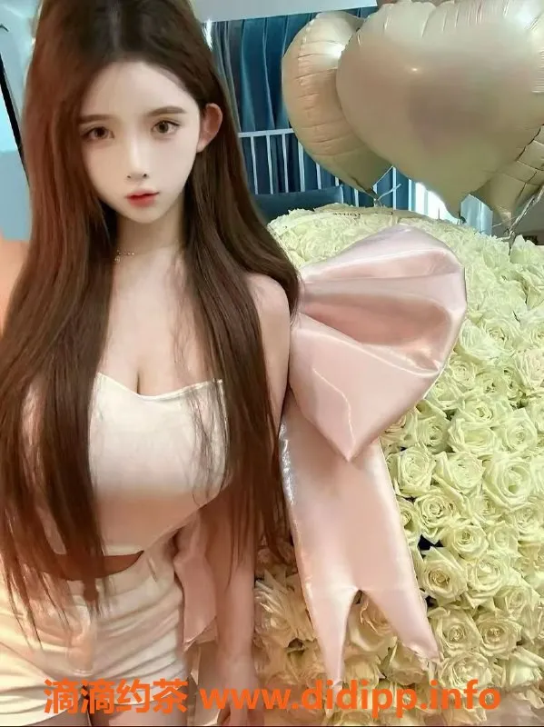 杭州楼凤资源信息,滨江嫩妹柒柒，颜值巨乳，服务偏贵