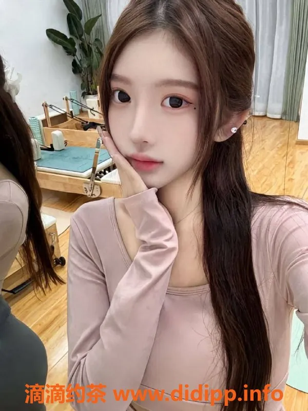 杭州楼凤资源信息,菲菲，21岁，身高167，价格1400p起，服务多样